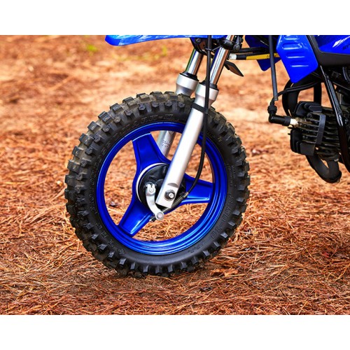 Strong 3-spoke steel wheels