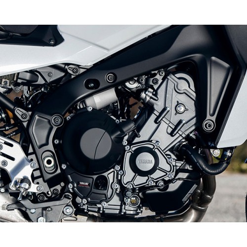 CF die-cast Deltabox chassis